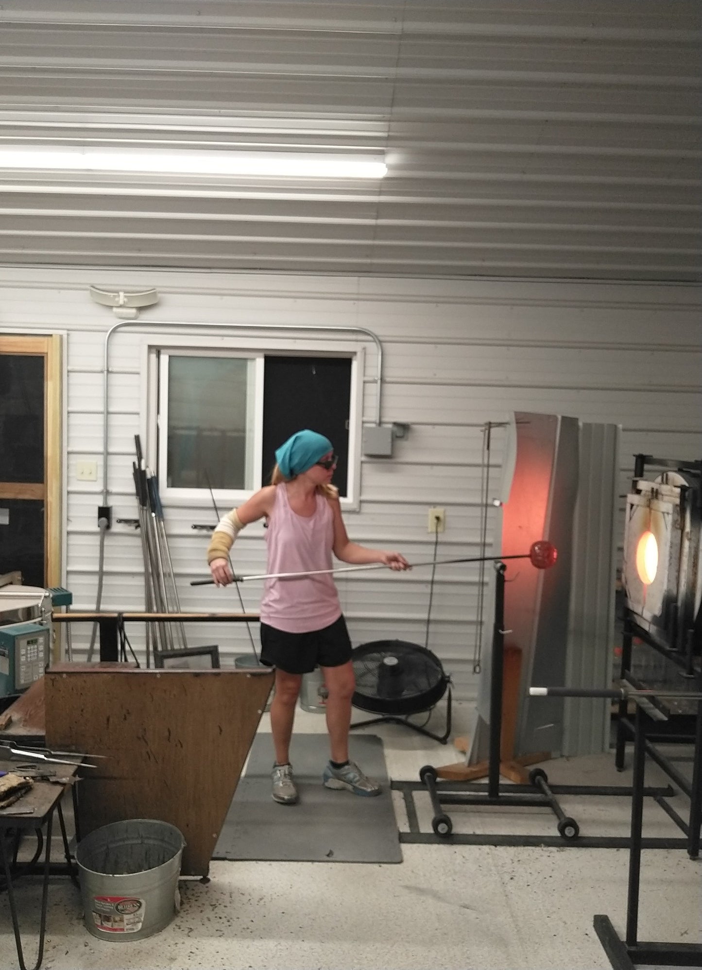 30 min glass blowing class