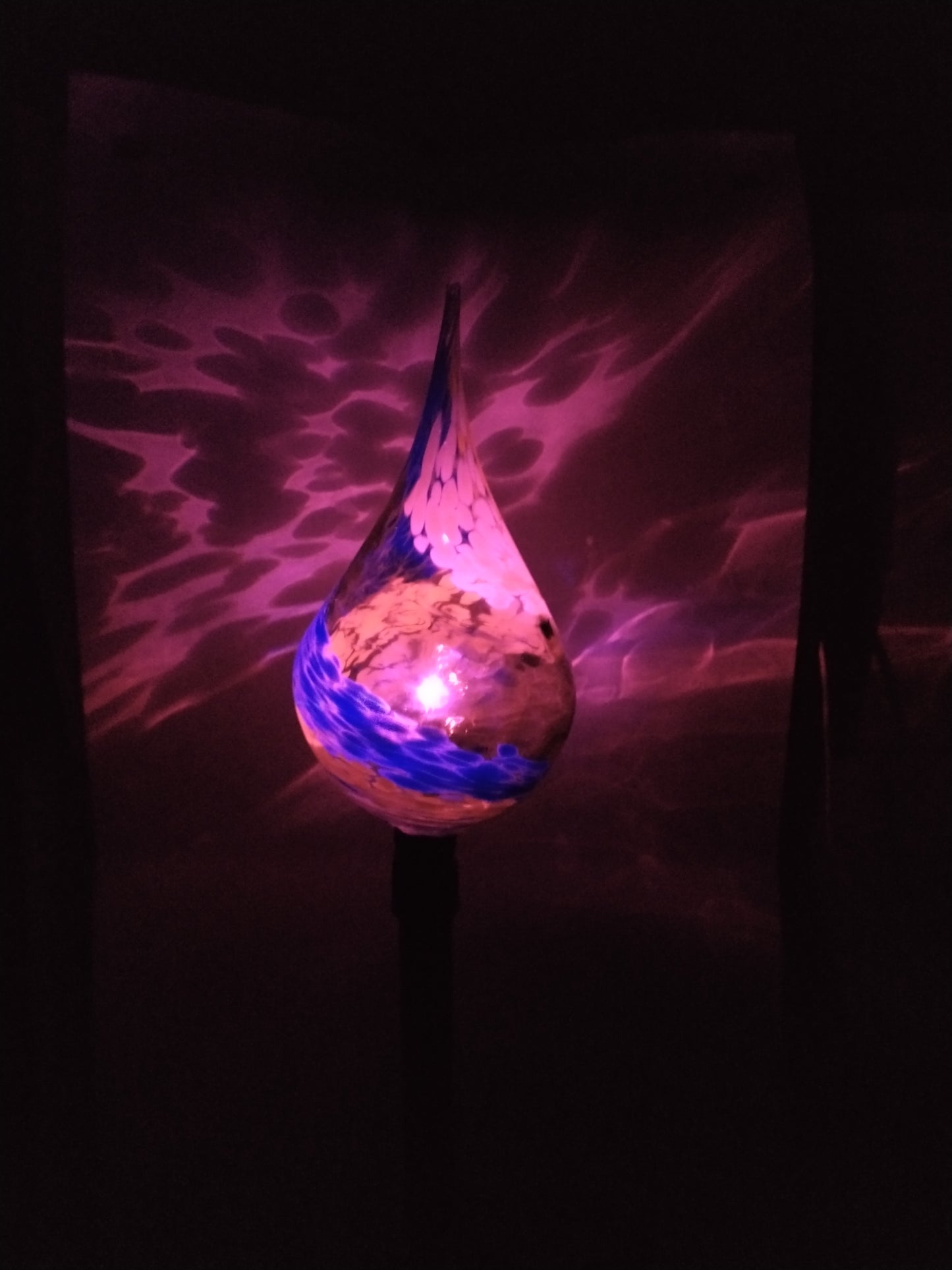 Color changing solar lights outdoor lights LED color changing glass solar lights hand blown glass Glass solar light