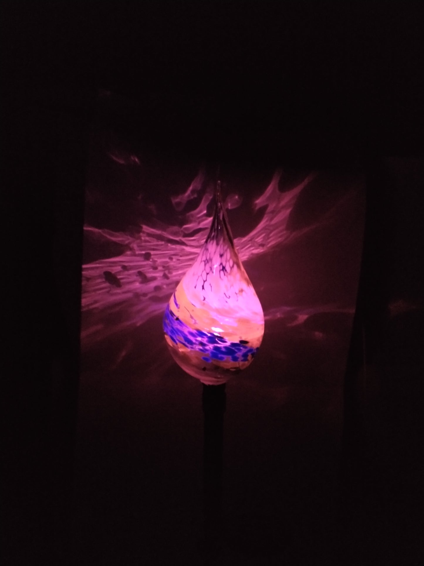 Color changing solar lights outdoor lights LED color changing glass solar lights hand blown glass Glass solar light