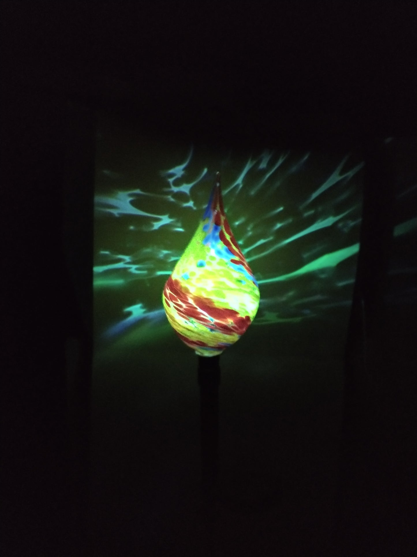 Color changing solar lights outdoor lights LED color changing glass solar lights hand blown glass Glass solar light