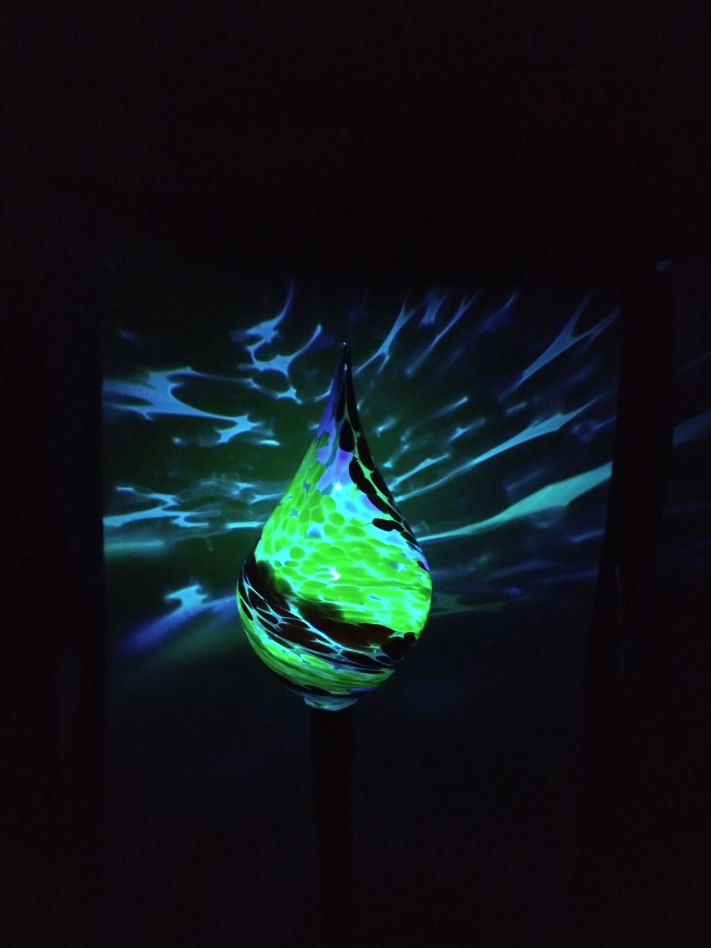 Color changing solar lights outdoor lights LED color changing glass solar lights hand blown glass Glass solar light