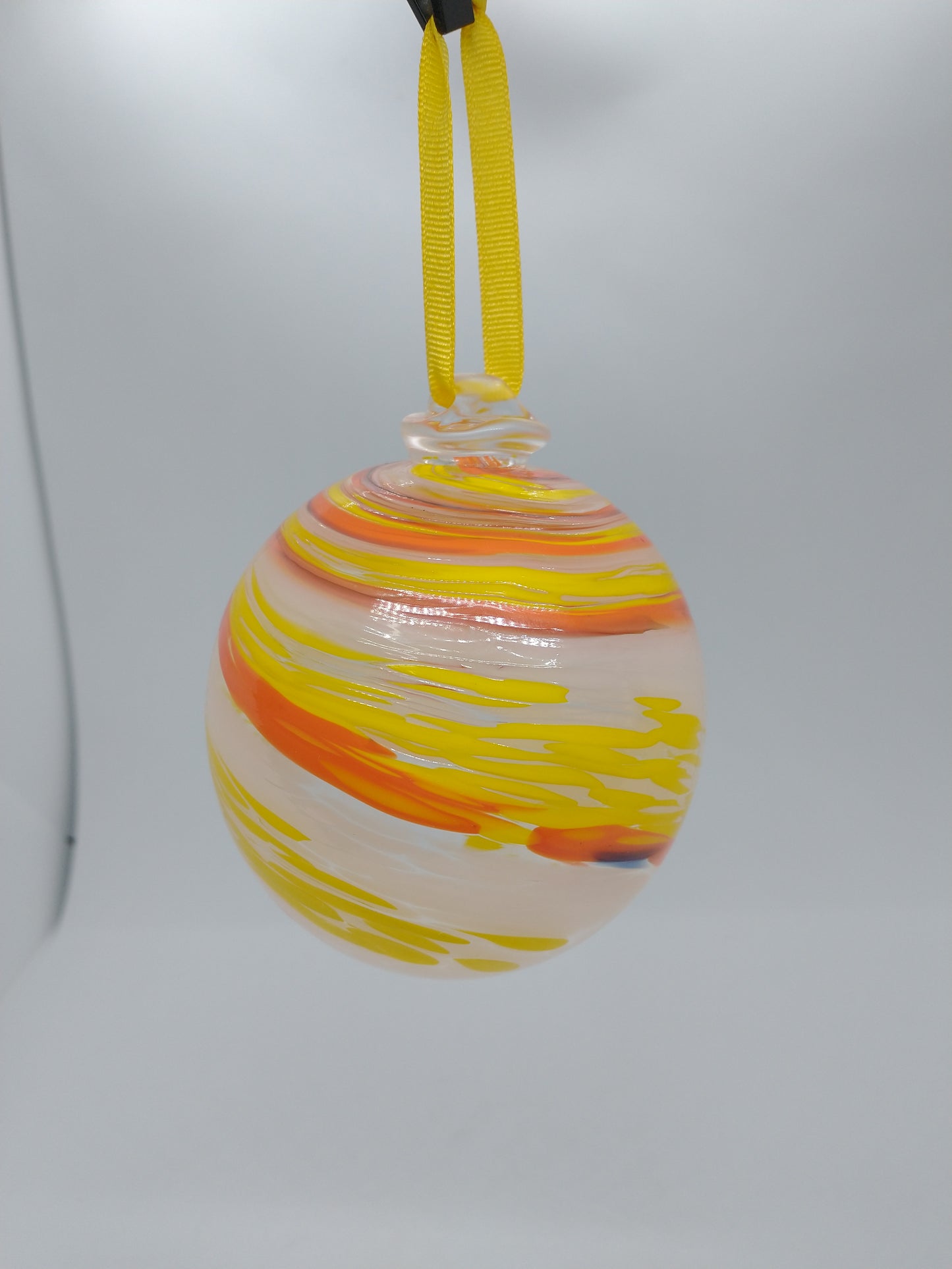 Hand Blown Glass Ornament suncatcher Garden Ball home decor